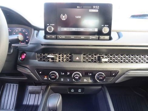 Used 2024 Honda Accord EX image 23