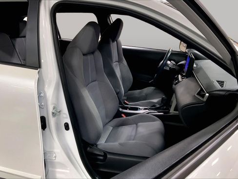 Used 2024 Toyota Corolla Cross AWD Hybrid image 9