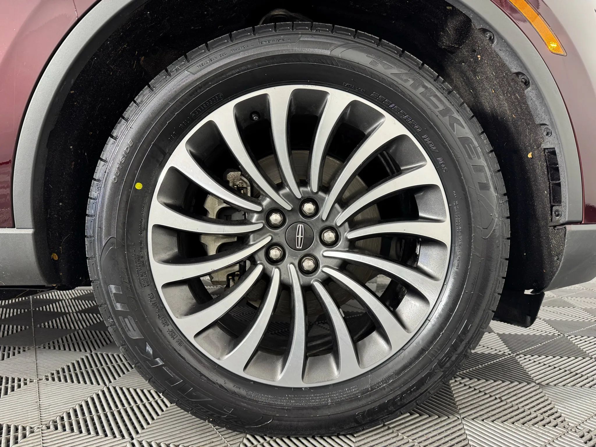 Used 2022 Lincoln Aviator Reserve w/ Elements Package Plus AWD/4WD image 53
