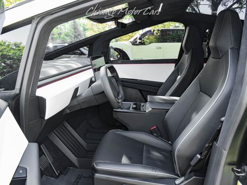 Used 2024 Tesla Cybertruck Cyberbeast image 15