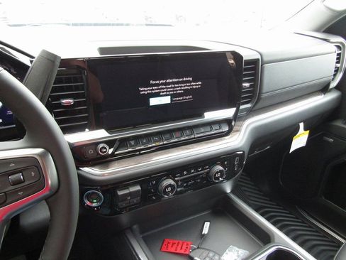 New 2026 Chevrolet Silverado 2500 LTZ w/ LTZ Premium Package image 33