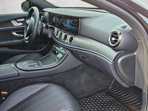 Used 2023 Mercedes-Benz E 350 Sedan image 16