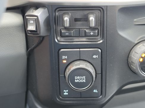 Used 2024 Ford F250 XLT w/ XLT Premium Package AWD/4WD image 22