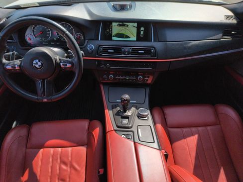 Used 2014 BMW M5 RWD image 28