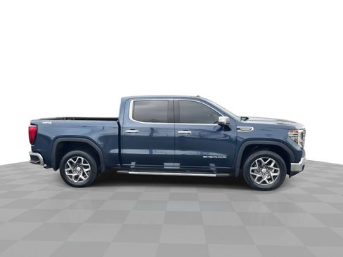 Used 2022 GMC Sierra 1500 SLT w/ SLT Convenience Package image 9