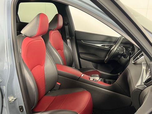 Used 2023 INFINITI QX50 Sport image 31