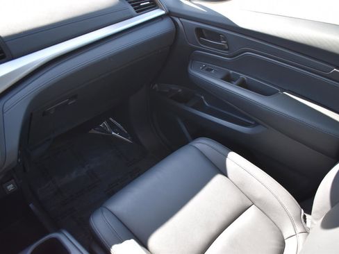 Used 2025 Honda Odyssey EX-L image 21