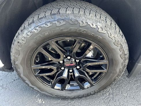 Used 2026 GMC Sierra 1500 Elevation AWD/4WD image 32