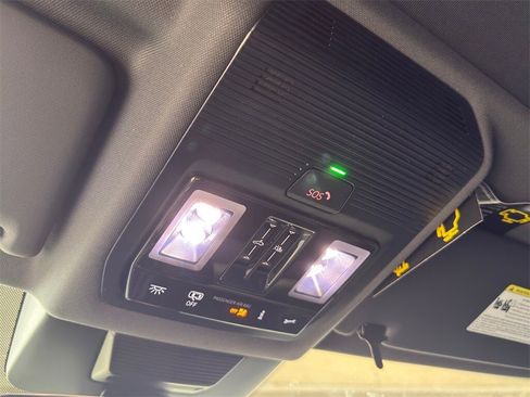 New 2026 Volkswagen Tiguan SE R-Line image 23