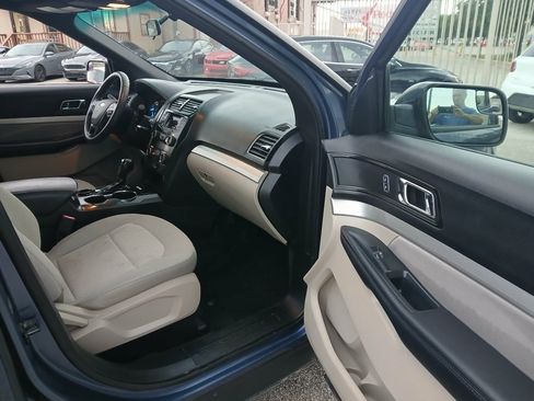 Used 2018 Ford Explorer FWD image 10