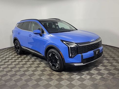 Used 2026 Kia Sportage EX w/ EX Panorama Roof Package AWD/4WD image 1