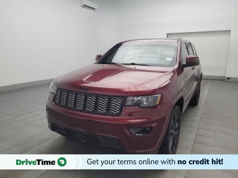 Used 2022 Jeep Grand Cherokee Laredo X AWD/4WD image 1