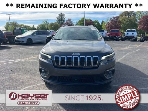 Used 2022 Jeep Cherokee Latitude Lux AWD/4WD image 3