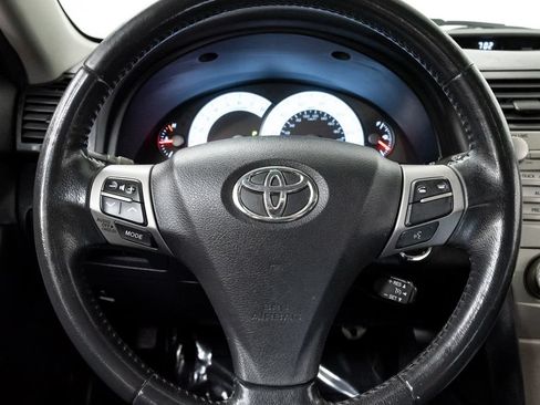 Used 2011 Toyota Camry SE w/ SE Extra-Value Pkg #1 FWD image 14