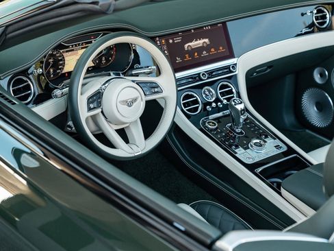 Used 2022 Bentley Continental GT Speed image 13