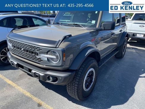 Used 2026 Ford Bronco Badlands AWD/4WD image 2