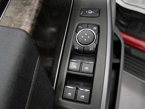 Used 2021 Ford F150 Lariat w/ Equipment Group 502A High AWD/4WD image 13