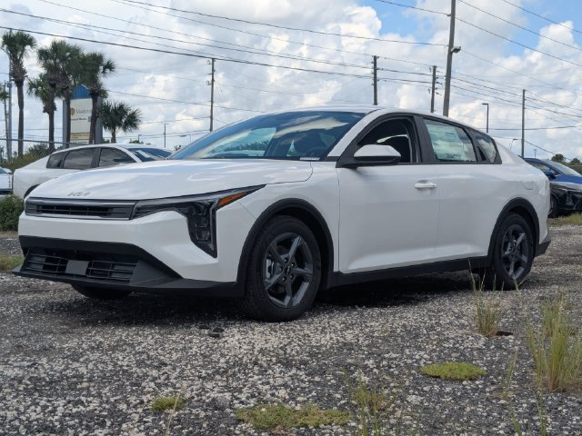 New 2026 Kia K4 FWD image 27