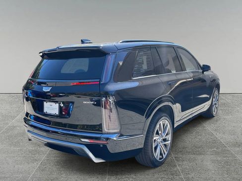 New 2026 Cadillac Vistiq Sport image 5