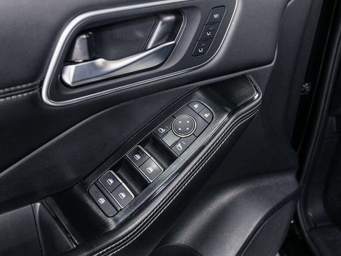 Used 2021 Nissan Rogue SL w/ Premium Package image 6