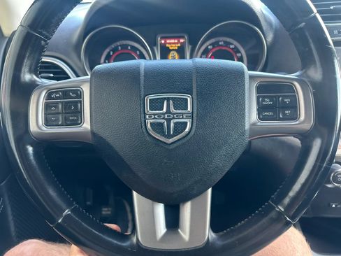 Used 2019 Dodge Journey Crossroad AWD/4WD image 6