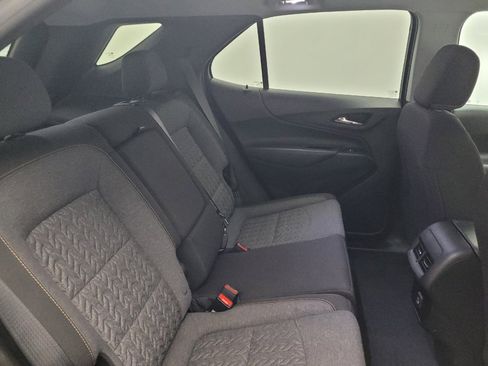 Used 2022 Chevrolet Equinox LT w/ Driver Convenience Package FWD image 19