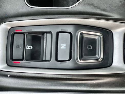 Certified 2018 Honda Accord Hybrid image 16