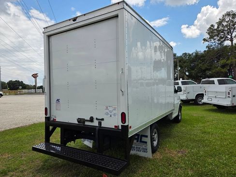 New 2024 Chevrolet Express 3500 w/ Power Convenience Package RWD image 15