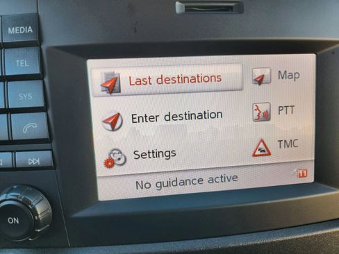 Used 2016 Mercedes-Benz Sprinter 2500 image 38