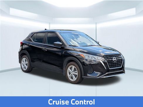 Certified 2023 Nissan Kicks S FWD image 10