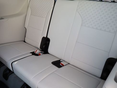 New 2026 GMC Acadia Denali w/ Super Cruise Package FWD image 22