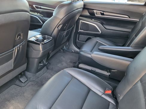 Used 2023 Kia Telluride S w/ S Sunroof Package image 8