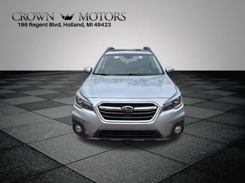 Used 2019 Subaru Outback 2.5i Limited image 2