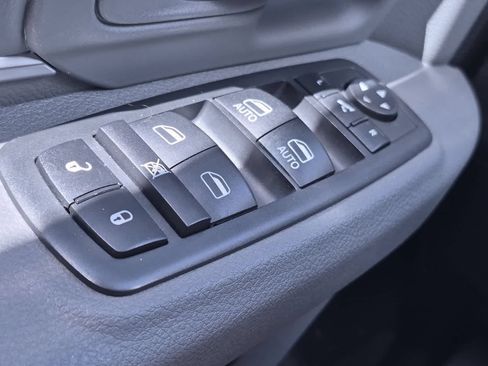 Used 2019 RAM 1500 Warlock AWD/4WD image 28