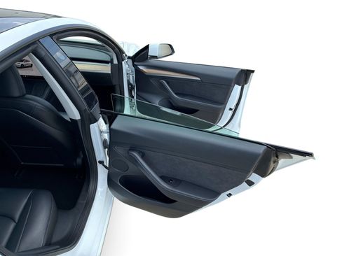 Certified 2023 Tesla Model 3 Standard Range RWD image 12