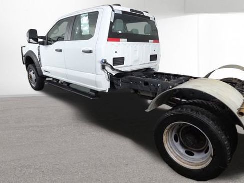 Used 2024 Ford F550 4x4 Crew Cab Super Duty image 8