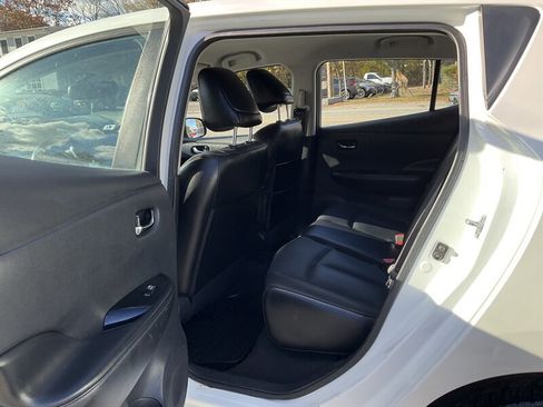Used 2014 Nissan Leaf SL w/ Premium Package image 13