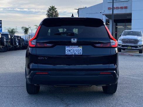 Used 2024 Honda CR-V LX image 4
