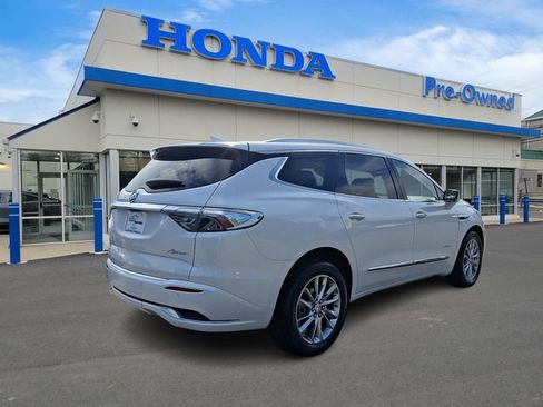 Used 2023 Buick Enclave Avenir w/ Avenir Technology Package AWD/4WD image 4