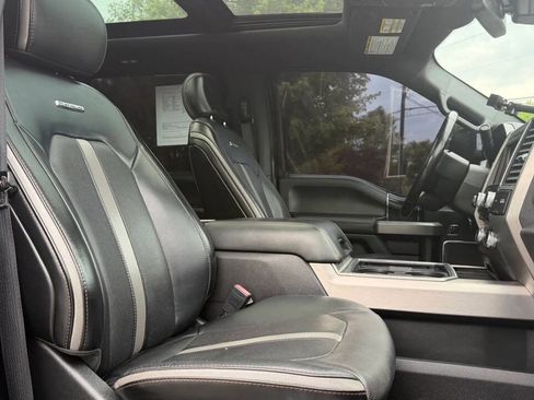 Used 2018 Ford F250 Platinum w/ Platinum Ultimate Package AWD/4WD image 27