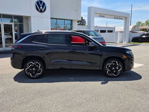 New 2026 Volkswagen Tiguan SEL R-Line AWD/4WD image 16