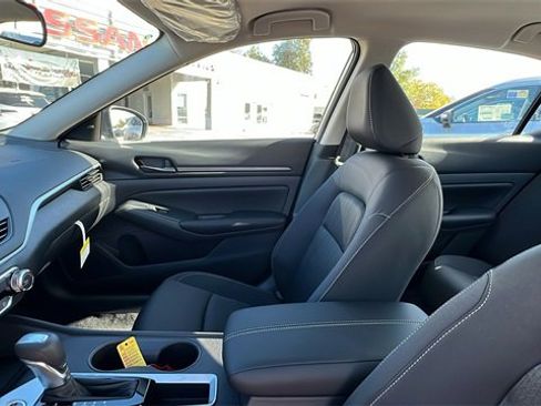 New 2025 Nissan Altima 2.5 S image 22