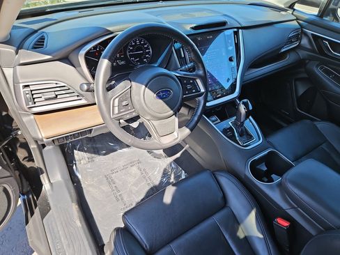 Used 2020 Subaru Outback Limited image 13