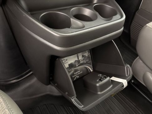 New 2026 Chevrolet Express 2500 image 36