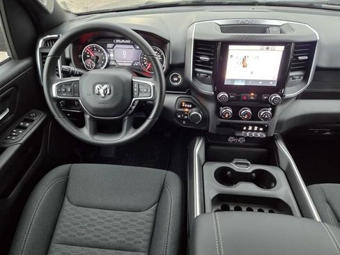 New 2026 RAM 1500 Express AWD/4WD image 10