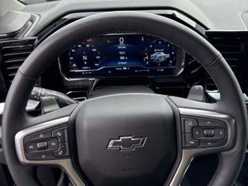 Used 2024 Chevrolet Silverado 1500 RST image 9