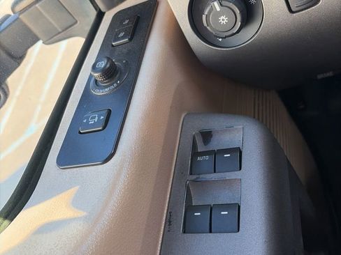 Used 2011 Ford F350 Lariat w/ Lariat Ultimate Pkg AWD/4WD image 9