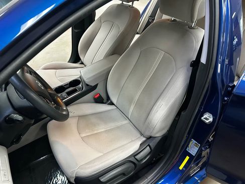 Used 2017 Hyundai Sonata SE image 9