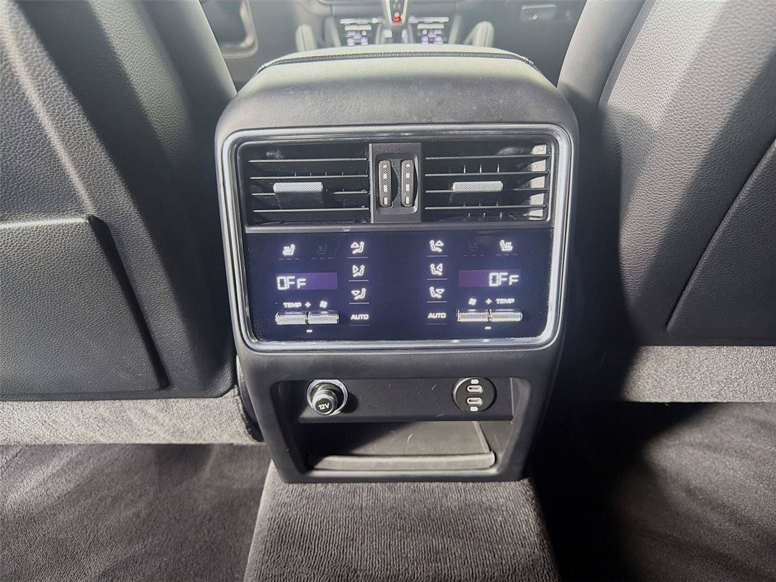 Certified 2023 Porsche Cayenne S AWD/4WD image 22