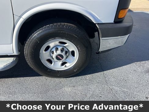 Used 2023 GMC Savana 2500 w/ Driver Convenience Package image 12